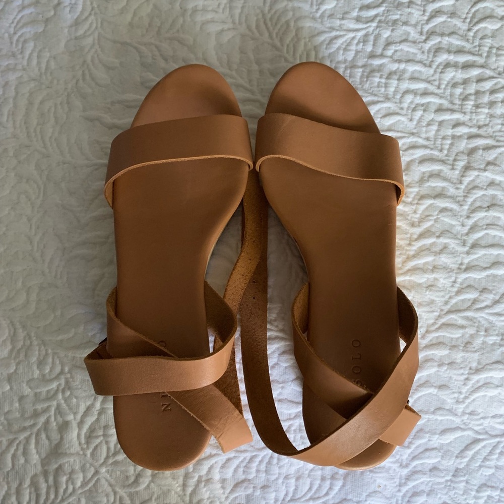 Nisolo Sarita tan wooden wedge sandal 8.5